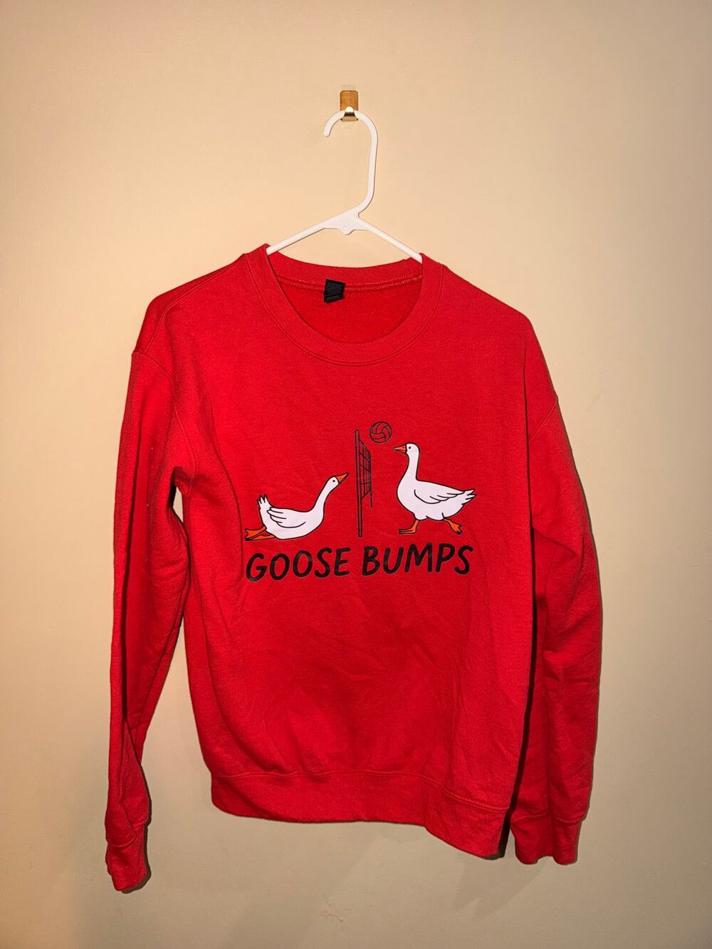 Goose Bumps Geese Crewneck Sweatshirt Red Small Silly Goose Graphic (Runs Small)